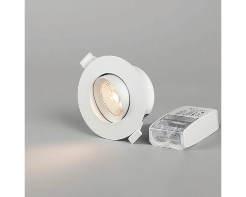 Takmonterad spotlight med ljuskälla och transformator