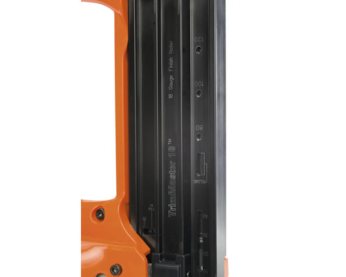 Detaljvy av en TrimMaster 18 spikpistol.