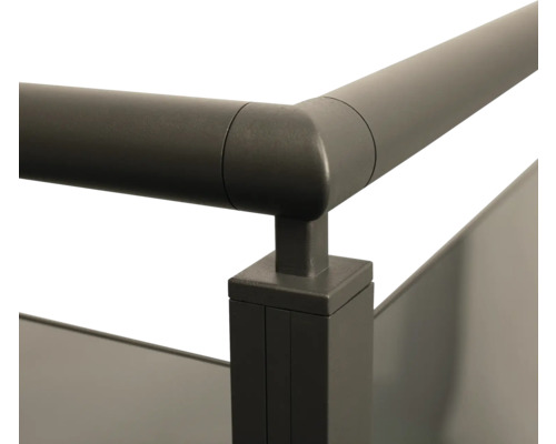 Detaljvy av en räcke med hörnanslutning