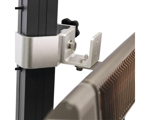 Närbild av ett aluminiumfäste för fastsättning av en värmare