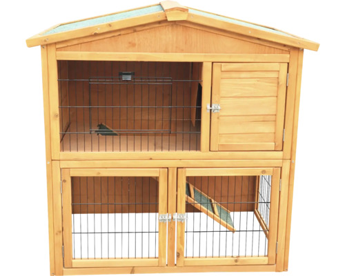 Tvåvåningsstall i trä för smådjur med gallerdörrar och ramp