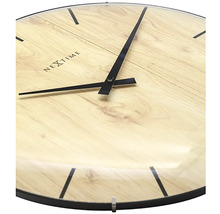Nextime väggklocka i trä med tidsvisning