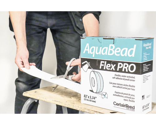 AquaBead Flex Pro gipsskivehörnskydd tillskuret med sax