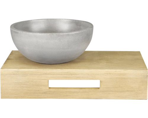 Betongskål på träbricka