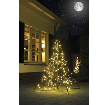 Belyst LED julgran med stjärnhimmel och måne