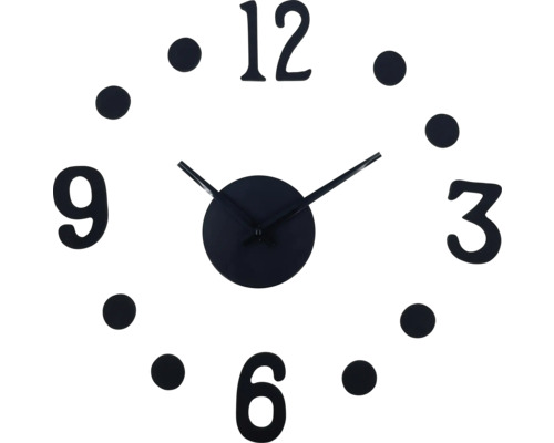 Dekorativ väggklocka med siffror och prickar.