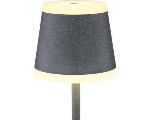 Bordslampa av metall för inomhusbruk