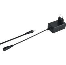 Strömförsörjning med kabel och kontakt