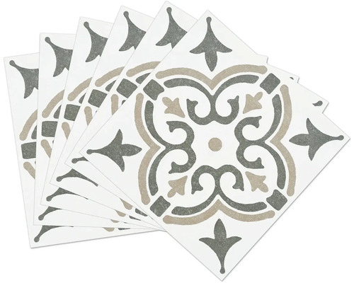 Flera kvadratiska plattor med dekorativt mönster