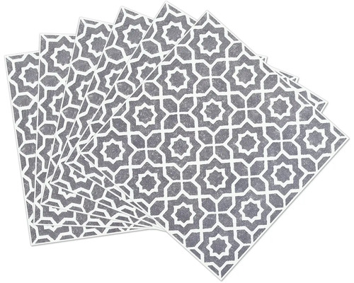 Flera grå servetter med geometriskt mönster