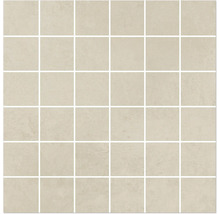 Fyrkantig mosaik av keramiska plattor