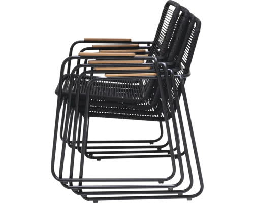 Stapelbara stolar med träarmstöd och metallram