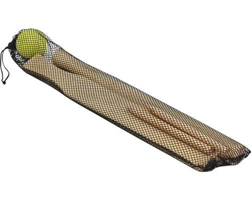Kubb-spel i ett svart nät med en gul boll