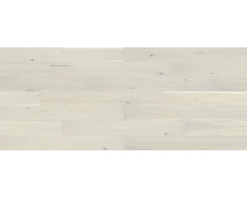 Ljust trägolv lagt i plankor