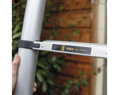 Detaljvy av en stege med vinkelindikator