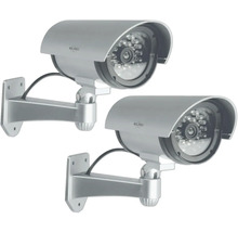 Två falska utomhussäkerhetskameror med ELRO-logotyp