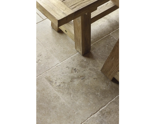 Golvplattor med bordsben i trä