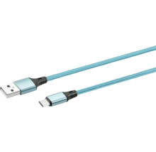 USB-kabel med USB-A- och USB-C-anslutningar