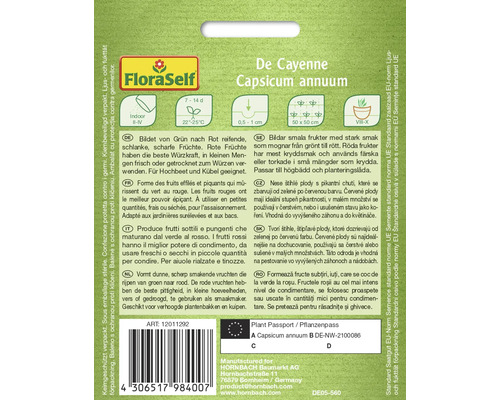 Cayennepeppar av arten Capsicum annuum bildar smala frukter med stark smak som mognar från grönt till rött.