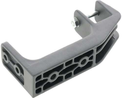 Handtag av plast med fästmaterial