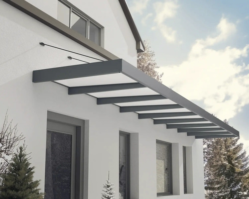 Tak över en husentré för väderskydd