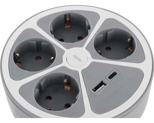 Grenuttag med fyra uttag och USB portar