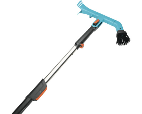 Takrännerengörare med teleskopstång för rengöring av takrännor