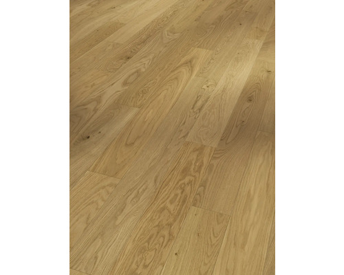 Lagt parkettgolv av trä