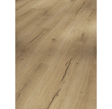 Närbild av laminatgolv med träutseende