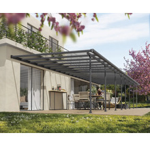 Terrassmarkis i aluminium med sittgrupp på terrassen