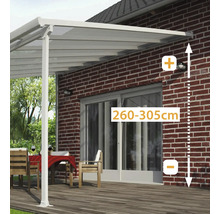 Terrassmarkis med variabel höjd från 260 till 305 cm på en husvägg