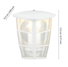 Vit utomhuslampa med måtten 17,2 cm hög och 12,3 cm bred