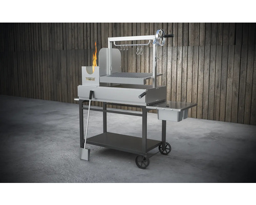 Grillvagn med eldstad och grillgaller, grillspett och krokar