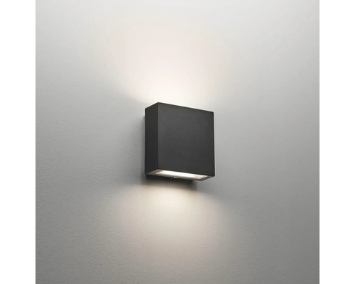 Fyrkantig vägglampa för utomhusbruk