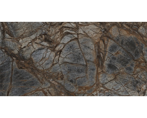 Närbild av en stenplatta med naturlig ådring