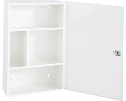 Vitt badrumsskåp med öppen dörr och hyllor