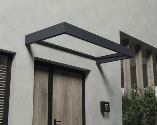 Metalltak över en ytterdörr.