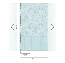 Mått på en mönstrad tapet med blad- och fiskmotiv, höjd 280 cm, bredd 159 cm