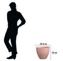 Blomkruka med måtten 35,5 cm bred och 31 cm hög