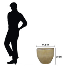 Växtbehållare med måtten 44,5 cm x 38 cm