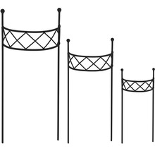 Tre metallväxtstöd i olika höjder
