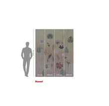 Komar Logo. Väggbild med växtmotiv, mått 250 cm hög och 200 cm bred.