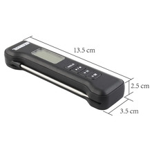 Digital stektermometer med sensor i rostfritt stål och display för temperaturmätning.