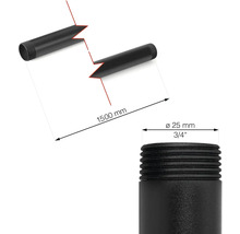 Bild av ett svart stålrör med en längd på 1500 mm och en diameter på 25 mm.