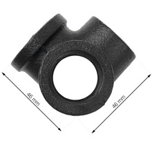Svart T-rör i smidesjärn med måtten 46 mm
