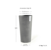 Grå hög kruka ECOPOTS Amsterdam High 76: höjd 76 centimeter, ytterdiameter 41,5 centimeter, volym 72,7 liter.