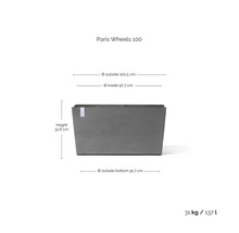 Rektangulär planteringskärl Paris Wheels 100 med mått: höjd 51,8 centimeter, yttre bredd 100,5 centimeter och volym 137 liter.