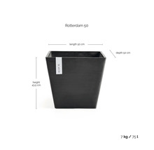 Mörkgrå kvadratisk blomkruka Ecopots Rotterdam 50 av plast, längd 50 centimeter, djup 50 centimeter, höjd 43,5 centimeter.