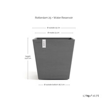 Fyrkantig grå blomkruka Ecopots Rotterdam 25 med vattenreservoar, höjd 24,6 centimeter, bredd 25 centimeter, volym 10,7 liter.