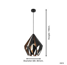 Geometrisk hänglampa med en höjd på 150 cm och en diameter på 38,5 cm.